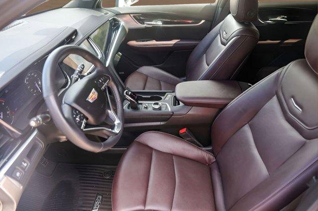 used 2024 Cadillac XT6 car, priced at $38,213