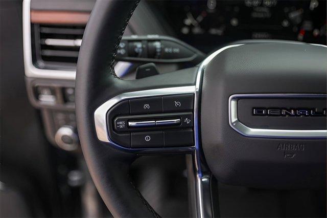 used 2025 GMC Yukon car, priced at $75,998