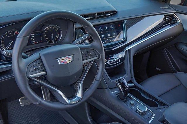 new 2025 Cadillac XT6 car, priced at $58,765