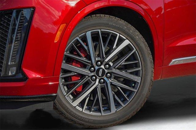 new 2025 Cadillac XT6 car, priced at $58,765