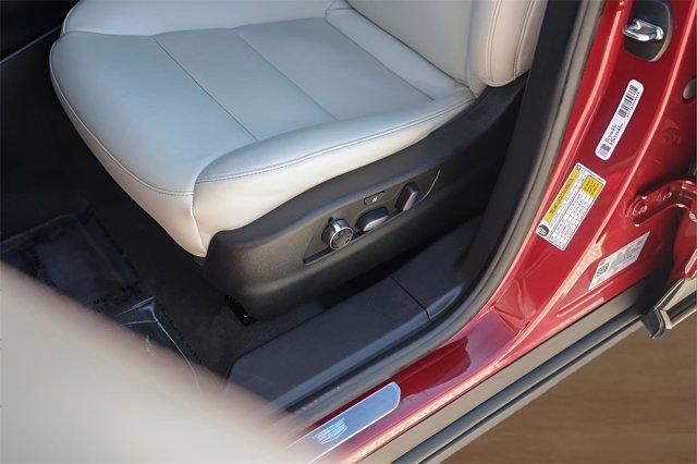 used 2023 Cadillac XT4 car, priced at $32,988