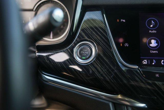 used 2025 Cadillac XT6 car, priced at $43,500