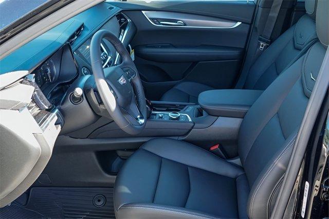 new 2025 Cadillac XT6 car, priced at $54,734