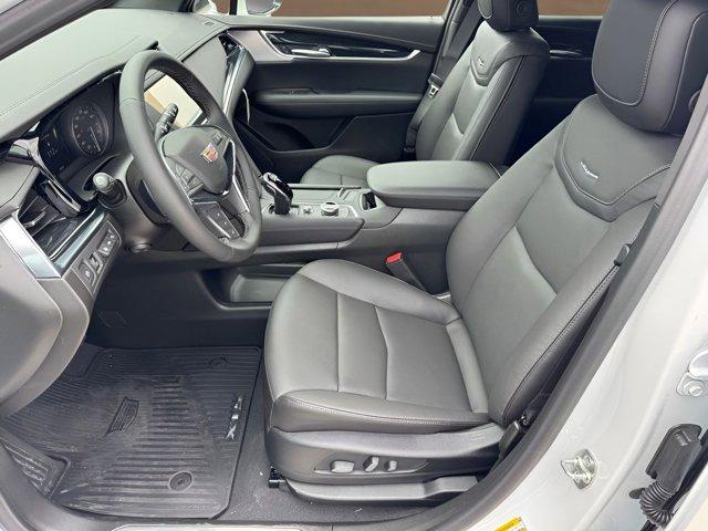 new 2026 Cadillac XT5 car, priced at $61,910