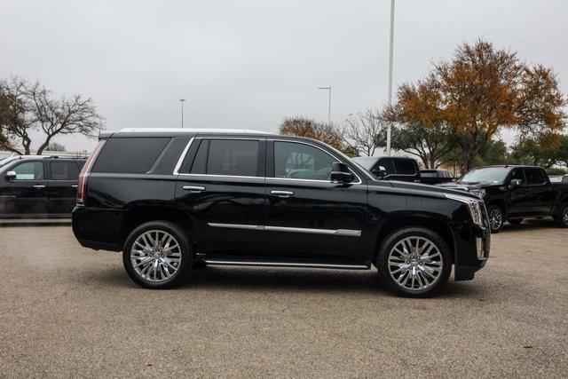used 2020 Cadillac Escalade car, priced at $33,998