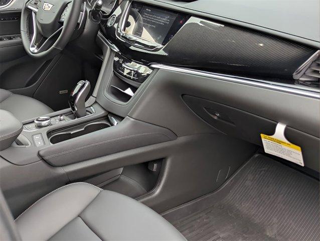 new 2025 Cadillac XT6 car, priced at $57,540
