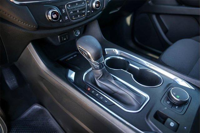used 2023 Chevrolet Traverse car, priced at $27,998