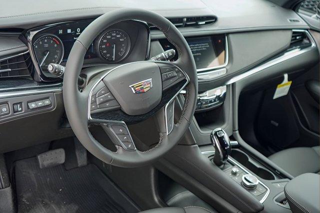 new 2026 Cadillac XT5 car, priced at $62,520