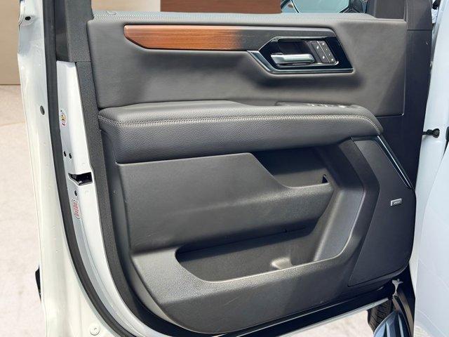 used 2025 GMC Yukon XL car, priced at $74,125