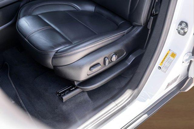 used 2023 Chevrolet Traverse car, priced at $35,125