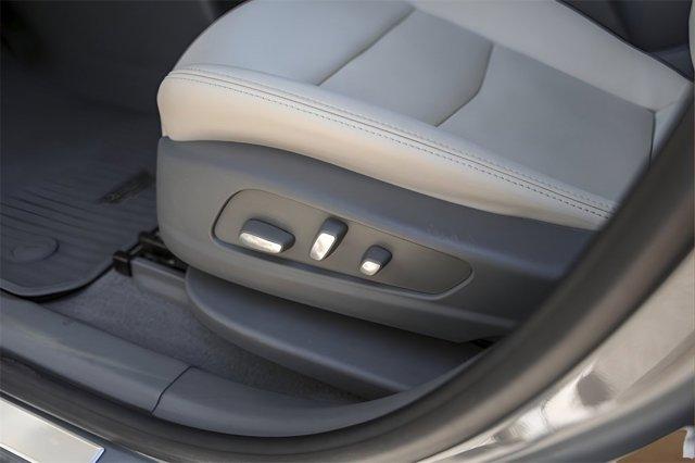 used 2022 Cadillac XT6 car, priced at $26,274