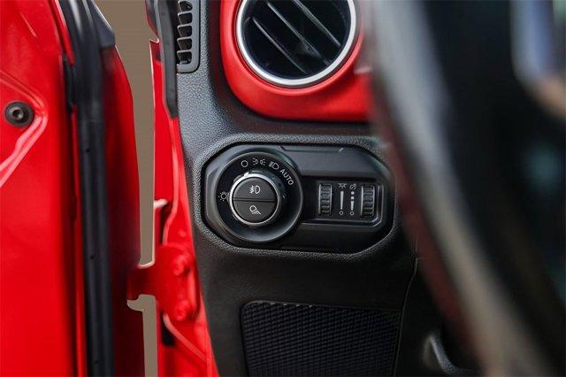 used 2021 Jeep Gladiator car, priced at $34,362