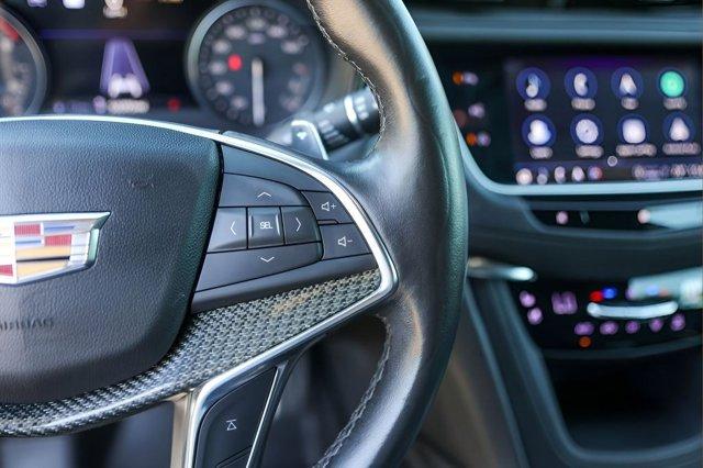 used 2021 Cadillac XT5 car, priced at $28,725