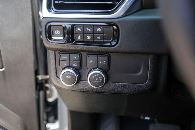 used 2025 GMC Yukon XL car, priced at $73,725