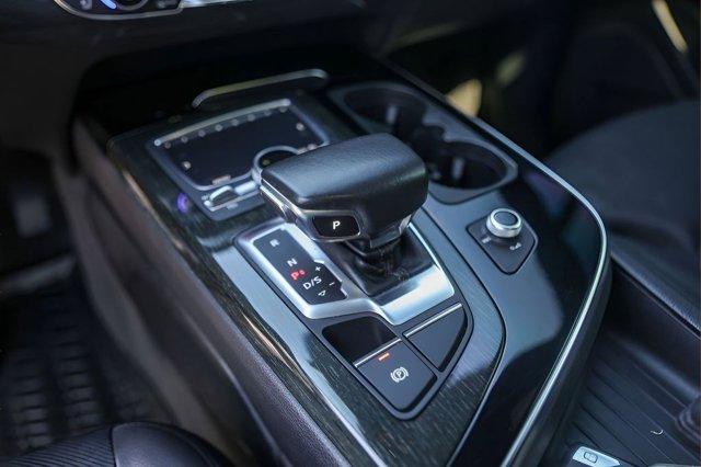 used 2018 Audi Q7 car, priced at $20,988