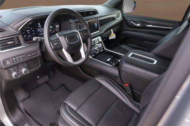 used 2024 GMC Yukon car, priced at $70,900