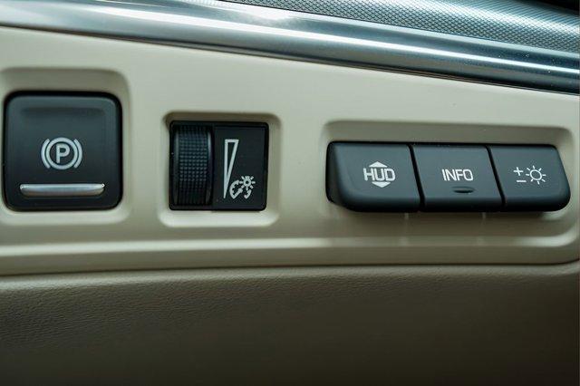 new 2026 Cadillac XT5 car, priced at $57,795