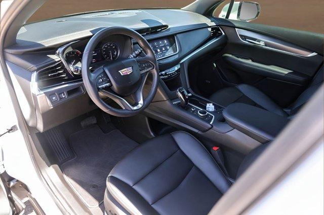 used 2025 Cadillac XT6 car, priced at $44,725