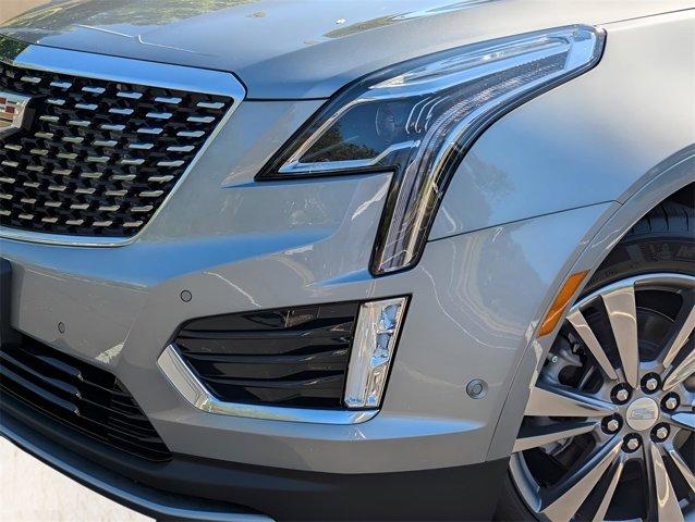 new 2025 Cadillac XT5 car, priced at $56,565