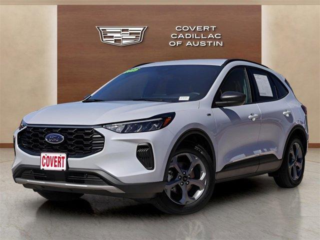 used 2025 Ford Escape car, priced at $25,269