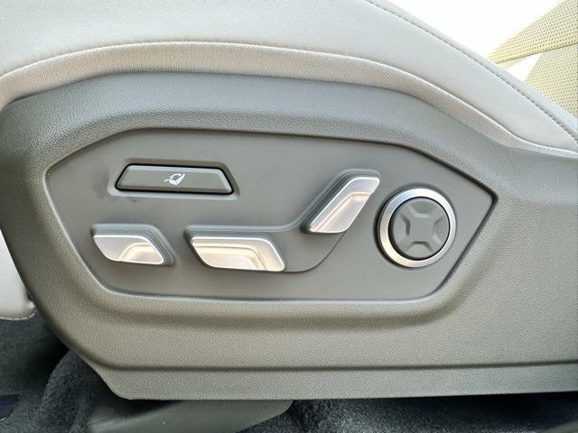 new 2025 Hyundai SANTA FE HEV car, priced at $43,825