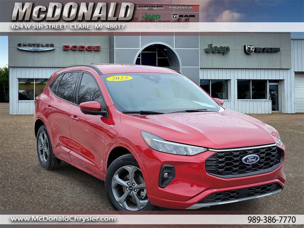 used 2023 Ford Escape car, priced at $24,862