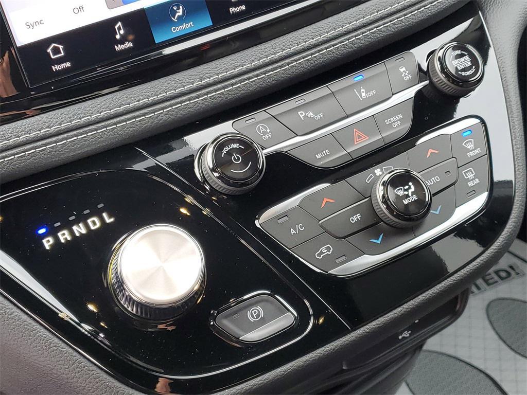 new 2026 Chrysler Pacifica car, priced at $45,940