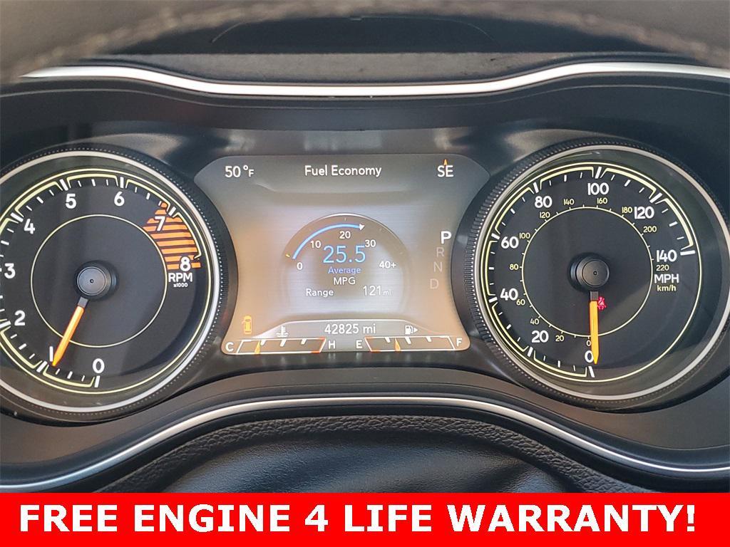 used 2022 Jeep Cherokee car, priced at $24,809