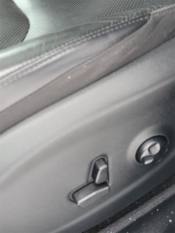 used 2019 Jeep Cherokee car, priced at $15,579