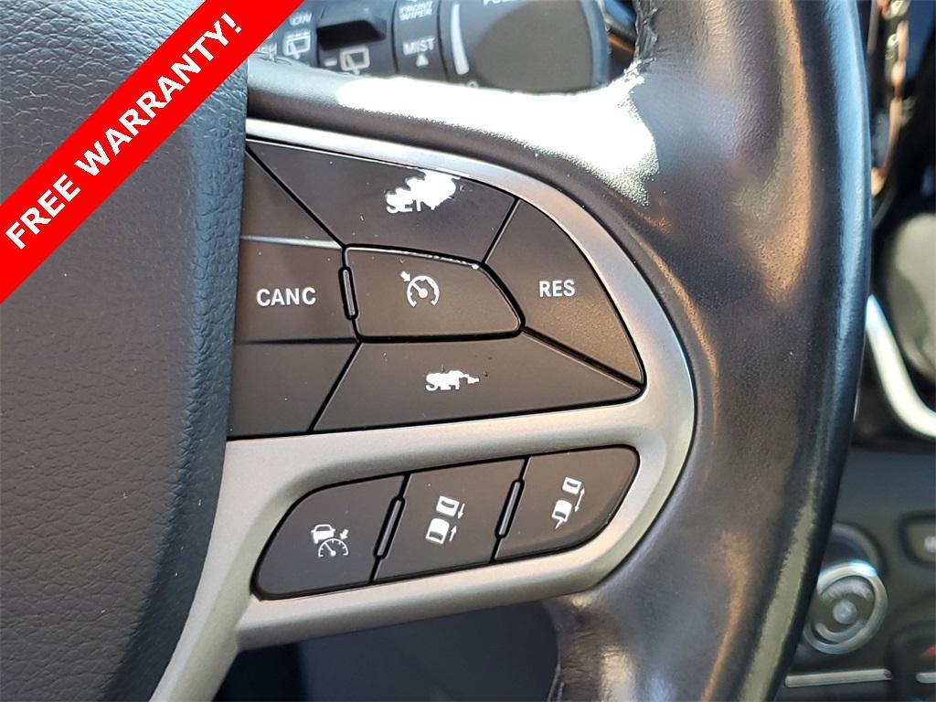 used 2021 Jeep Cherokee car, priced at $18,550