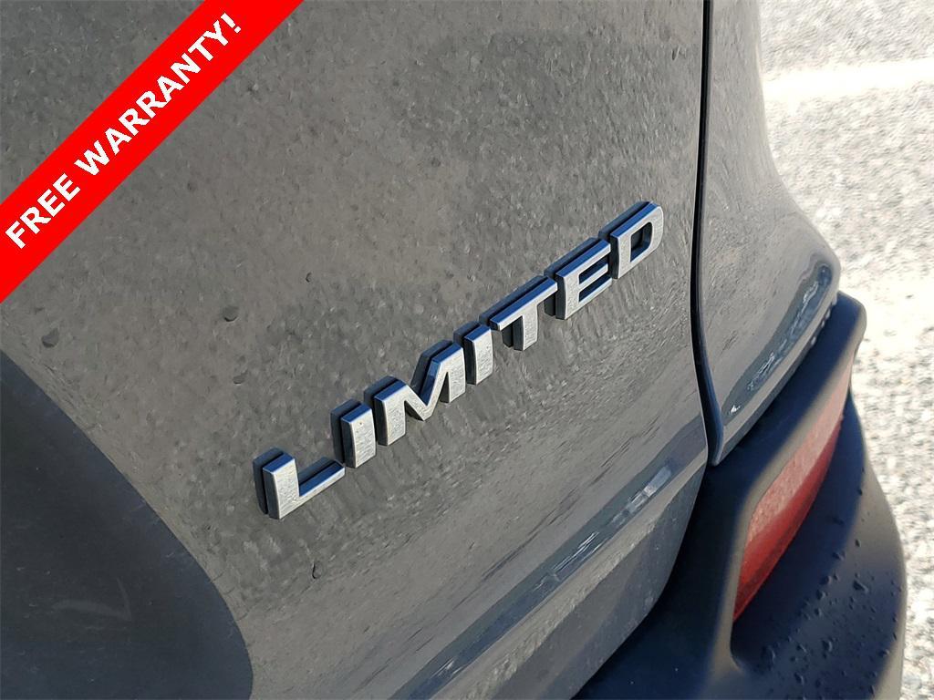 used 2021 Jeep Cherokee car, priced at $18,550