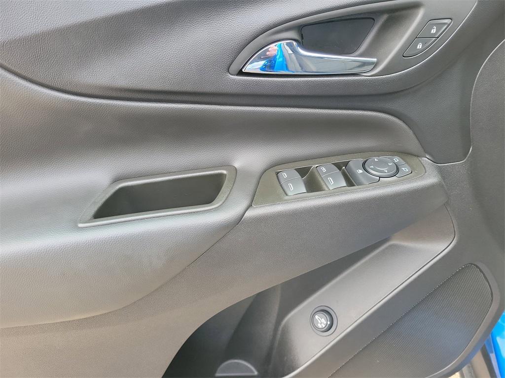 used 2024 Chevrolet Equinox car, priced at $24,295