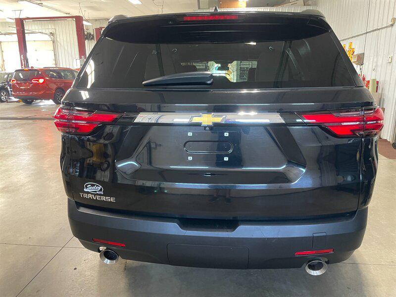 used 2022 Chevrolet Traverse car, priced at $16,995