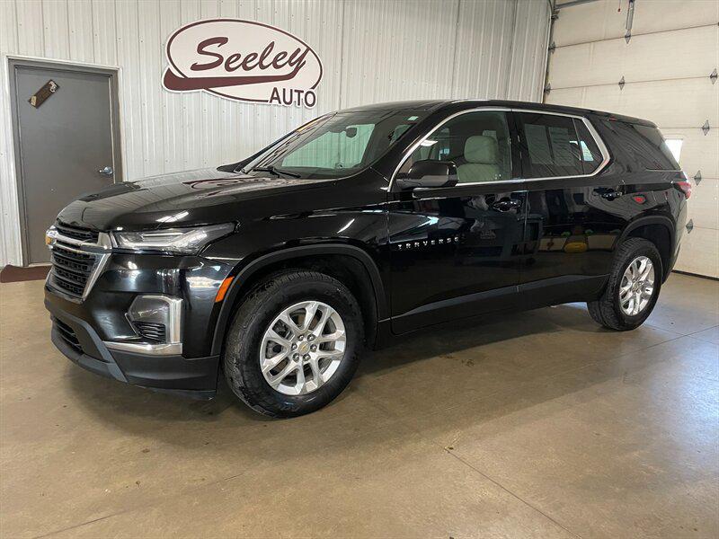 used 2022 Chevrolet Traverse car, priced at $16,995