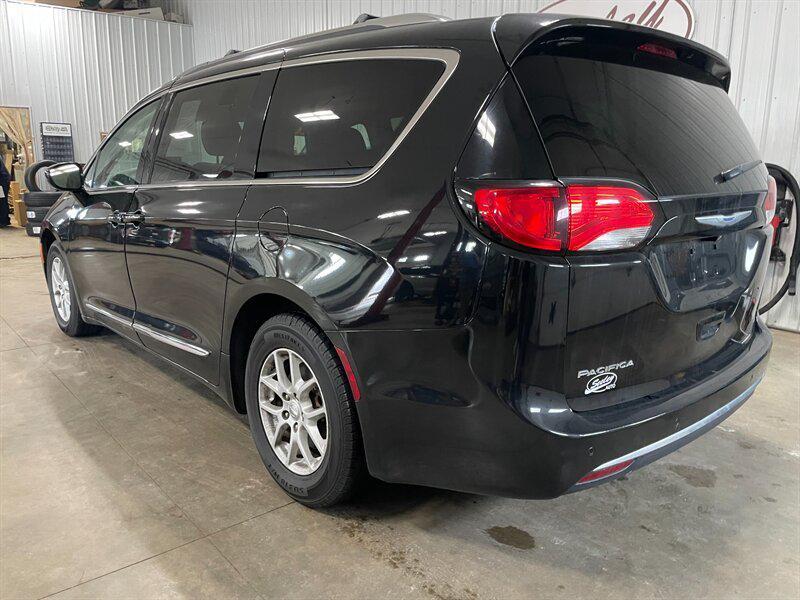used 2020 Chrysler Pacifica car, priced at $11,995