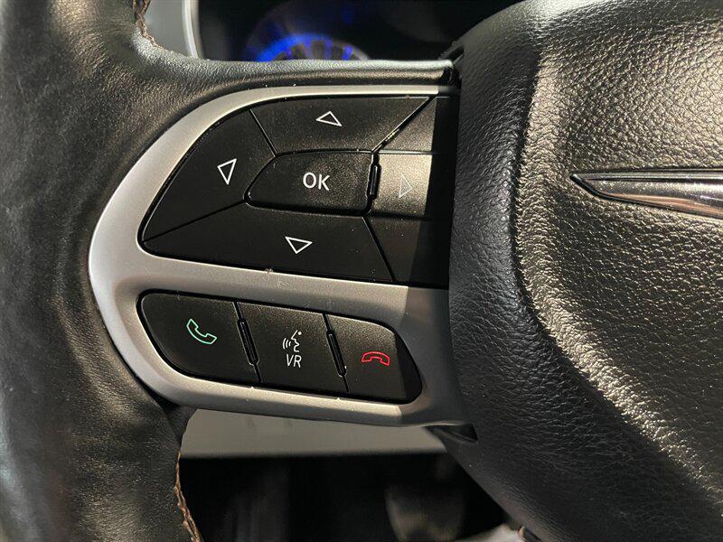 used 2020 Chrysler Pacifica car, priced at $11,995