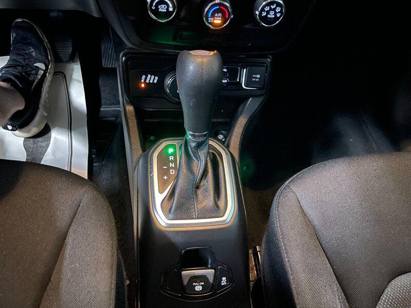 used 2020 Jeep Renegade car, priced at $9,295