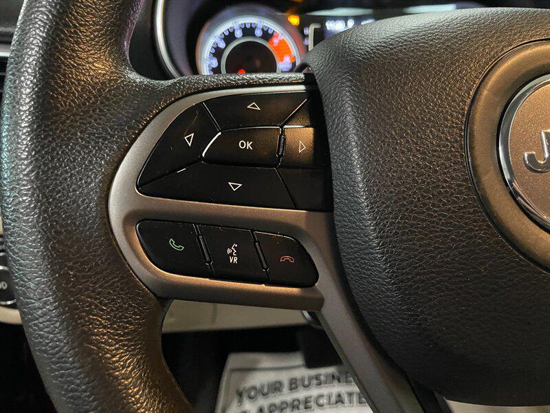 used 2019 Jeep Cherokee car, priced at $9,995