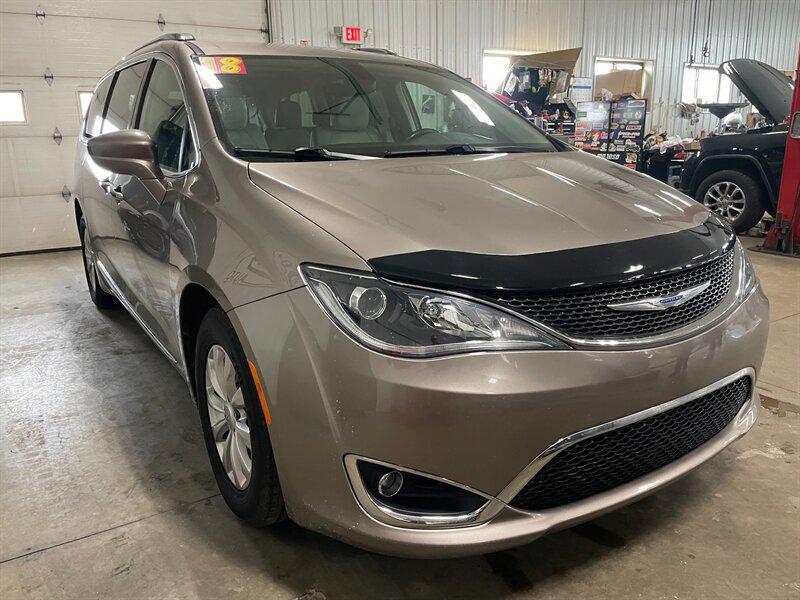 used 2018 Chrysler Pacifica car, priced at $11,995