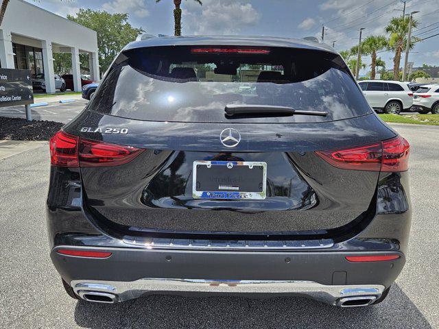 new 2025 Mercedes-Benz GLA 250 car, priced at $41,261