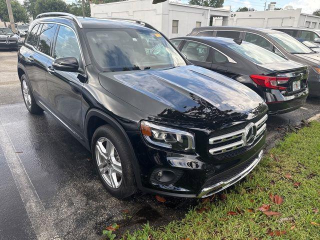 used 2021 Mercedes-Benz GLB 250 car, priced at $23,995