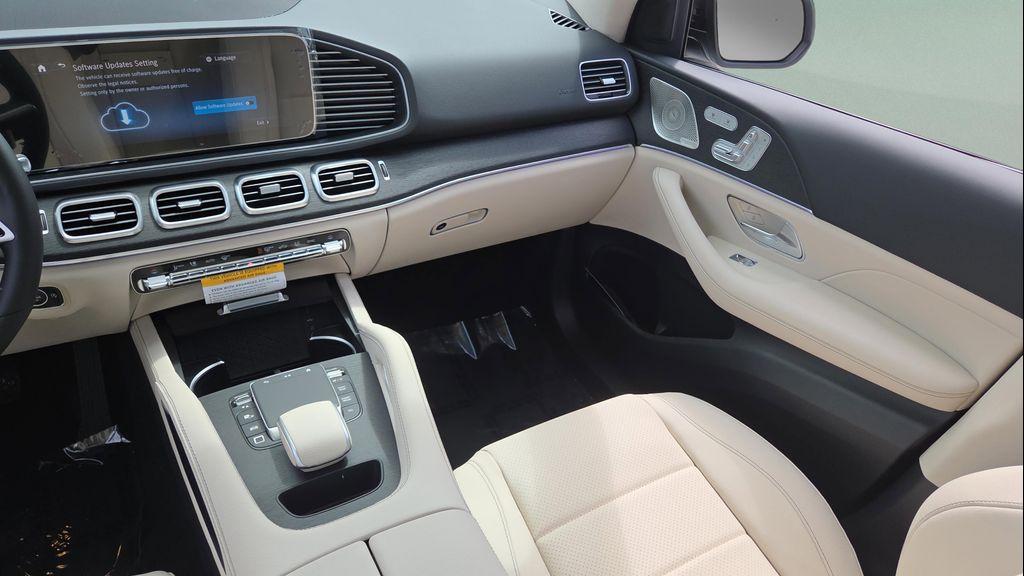 new 2026 Mercedes-Benz GLE 450 car, priced at $83,783