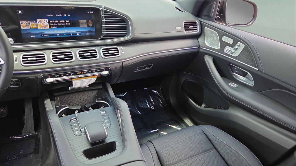 new 2026 Mercedes-Benz GLE 450 car, priced at $83,453