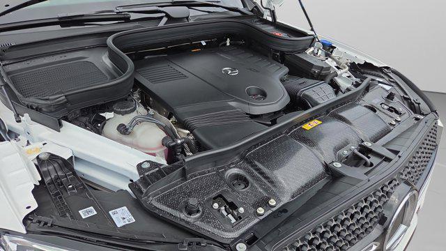 new 2026 Mercedes-Benz GLE 450 car, priced at $77,985