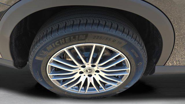 new 2026 Mercedes-Benz GLC 300 car, priced at $58,220