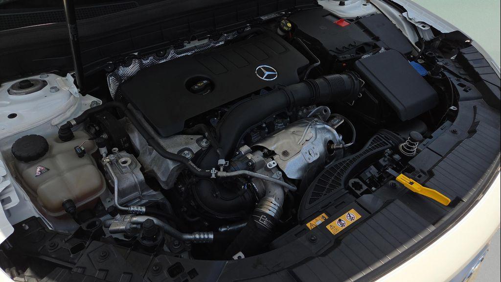 used 2022 Mercedes-Benz GLB 250 car, priced at $26,498