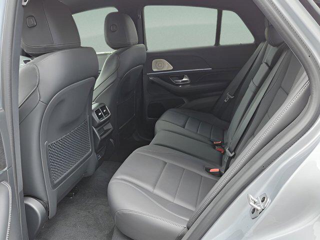 new 2026 Mercedes-Benz GLE 450 car, priced at $84,715