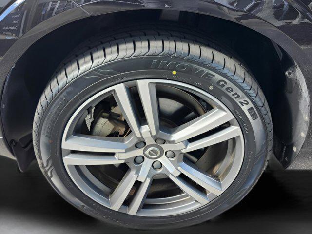 used 2020 Volvo XC60 Recharge Plug-In Hybrid car, priced at $22,500