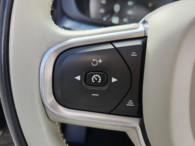 used 2020 Volvo XC60 Recharge Plug-In Hybrid car, priced at $22,500