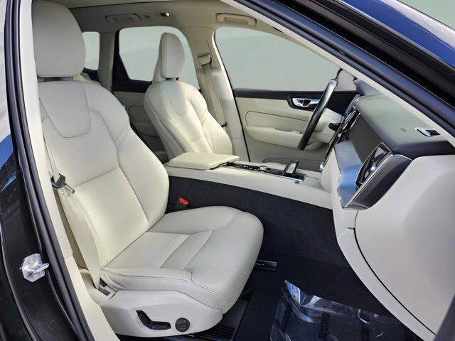 used 2020 Volvo XC60 Recharge Plug-In Hybrid car, priced at $22,500